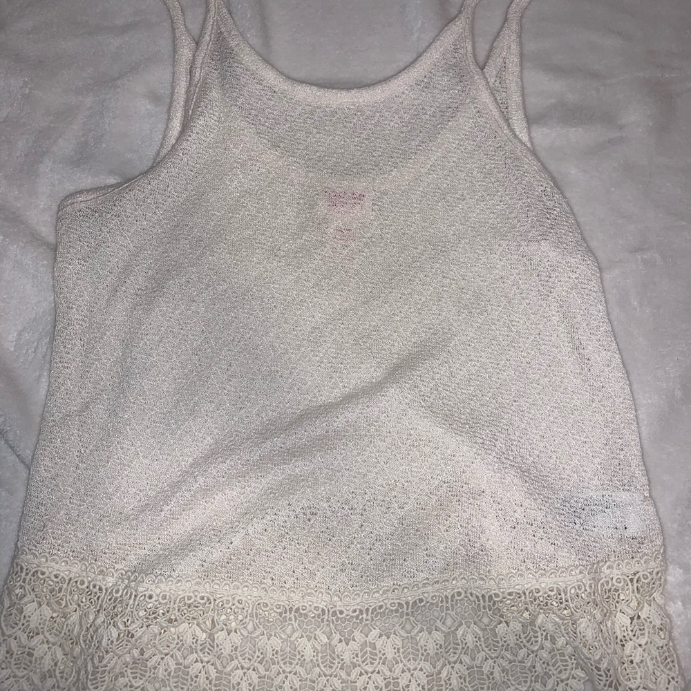 White Top - Picture 2 of 2